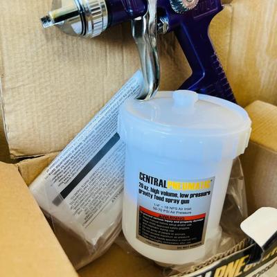 Central Pneumatic Paint Spray Guns. (G-JM)