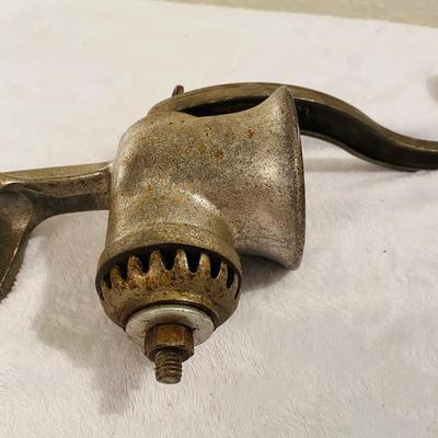 Vintage Kitchen Items (GR-SL)