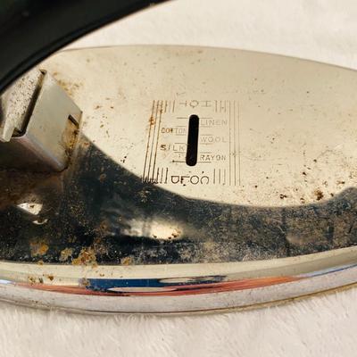 Vintage Kitchen Items (GR-SL)
