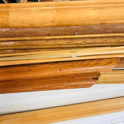 Wood Trim and Carpentry Levels  G-JM)