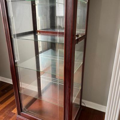 PULASKI KEEPSAKE Sliding Door Curio Cabinet With 5 Glass Shelves (A)