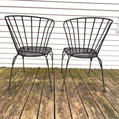 Round Back Iron Chair Set