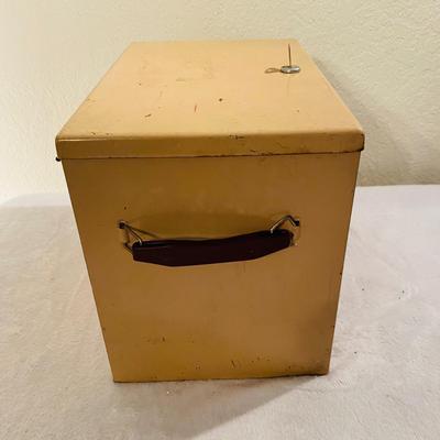 3 Safes (GR-SL)