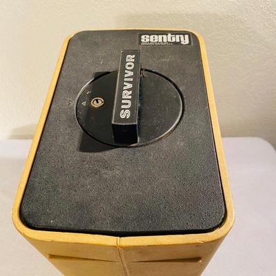 3 Safes (GR-SL)