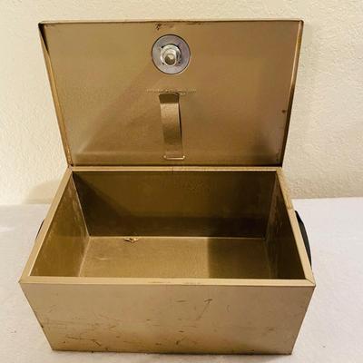 3 Safes (GR-SL)