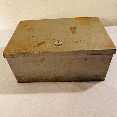 3 Safes (GR-SL)