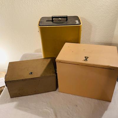 3 Safes (GR-SL)