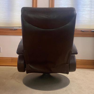 Leather recliner