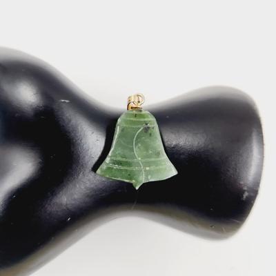 VINTAGE JADE BELL PENDANT