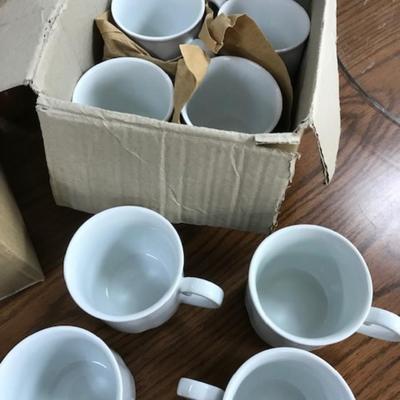 set of 8 new coffee cups