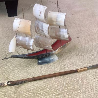 Horn Ship with Shoe Horn