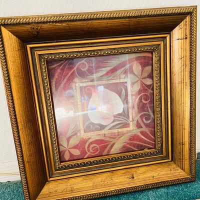 Gold-Framed Floral Print and Rug (LR-JM)