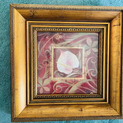 Gold-Framed Floral Print and Rug (LR-JM)