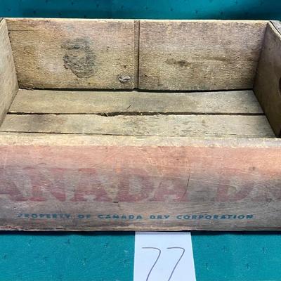 Vintage Canada Dry Soda Crate