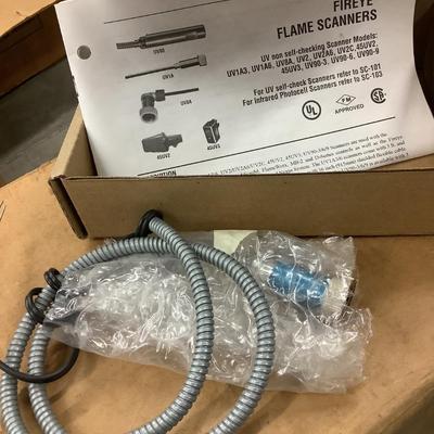 Fireye Flame Scanners UV1A3 Ultraviolet Scanner with 3 foot flex NIB