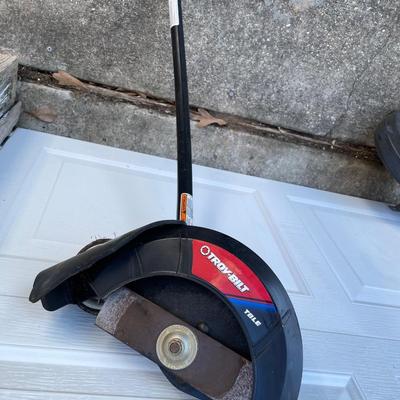 Troy Bilt 4 Cycle Gas Weedeater Combo AS-IS