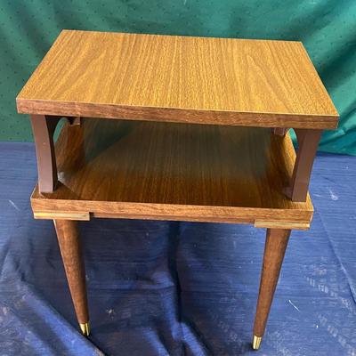 Mid-Century 1950s Side Table w/Lamp