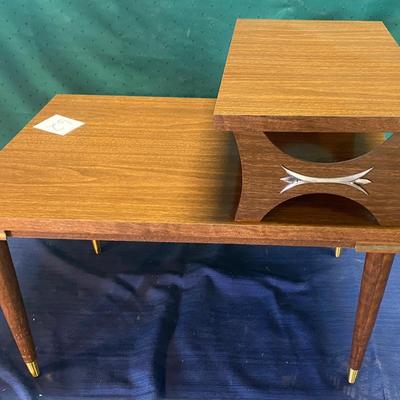 Mid-Century 1950s Side Table w/Lamp