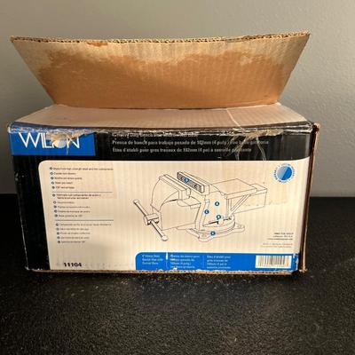 Wilton 4â€ Heavy Duty Bench Vise w/ Swivel Base