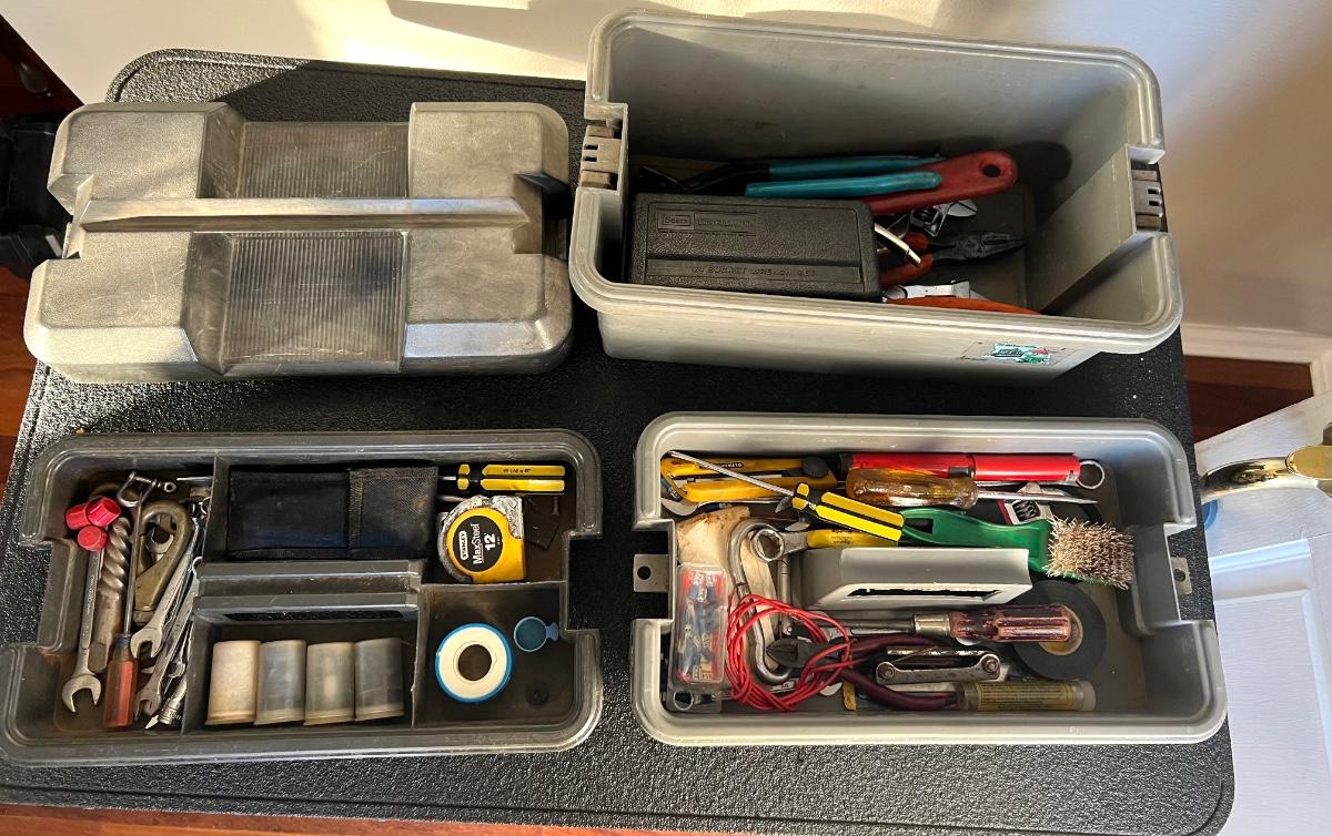 thumbnail image 2 of Ernst 5024 The Tray Junior 3-Compartment Tool Organizer - Green, USA Made 2 of 4