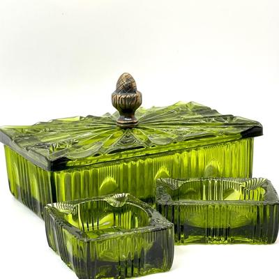 Indiana Glass Cigarette Set