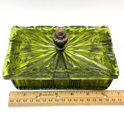 Indiana Glass Cigarette Set