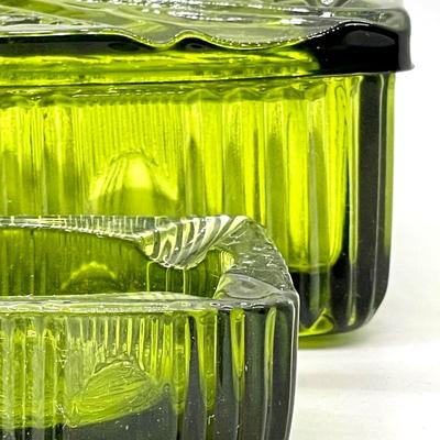 Indiana Glass Cigarette Set