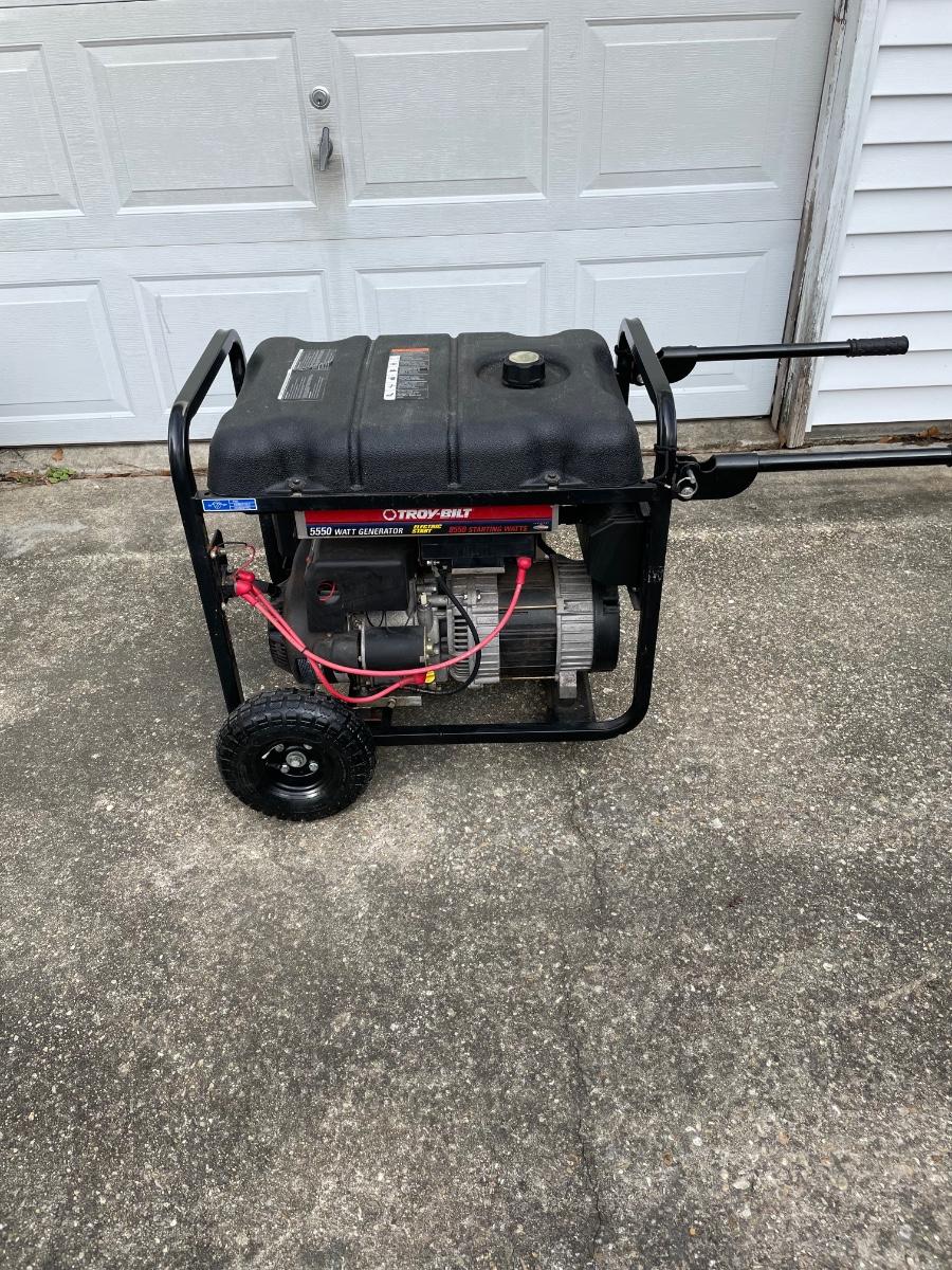 Troy Bilt Briggs & Stratton 5550 Watt Generator