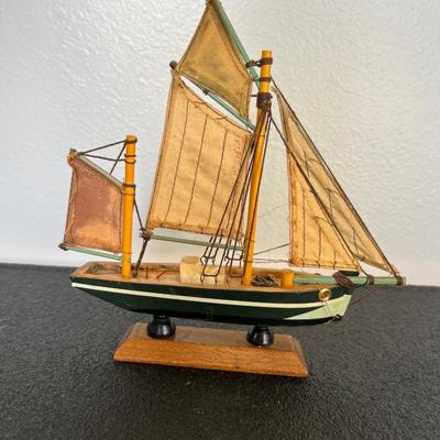 PAMIR, Shrimp boat and Two Unnamed.