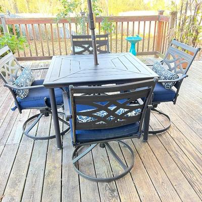 Outdoor Patio Set With 4 Swivel/Rocking Chairs