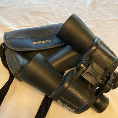 Vintage Bushnell binoculars w/case