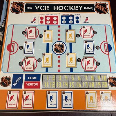 LOT 23C: Vintage NBA & NHL VCR Games