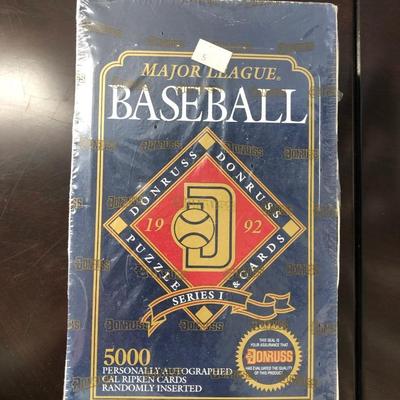LOT108M: Packaged Baseball Memorabilia - Unopened