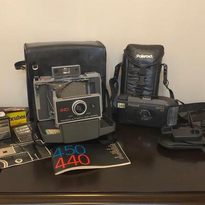 LOT129M: Polaroid 440 Automatic Land Camera & Polaroid Captiva Auto Focus SLR