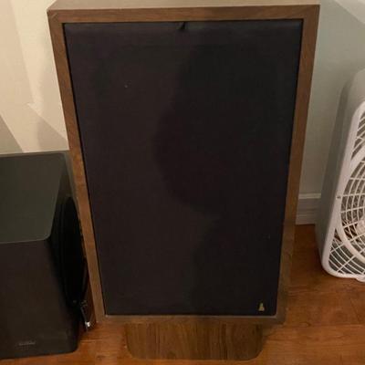Vintage PYLE High Frequency Driver Home Stereo Wood Case Speakers Model V with Speaker Stands