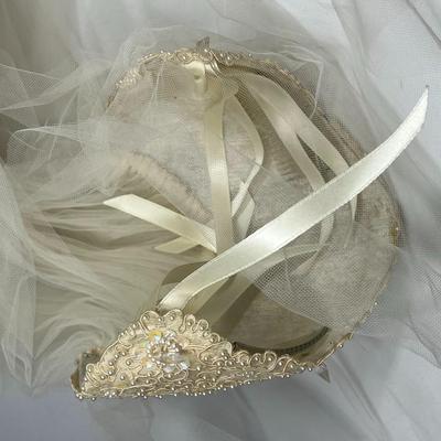 Antique White Beaded Floral Design Brides Veiled Cap