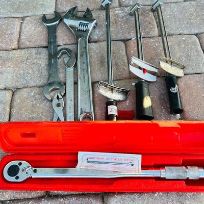Torque Wrenches and More  G-JM)