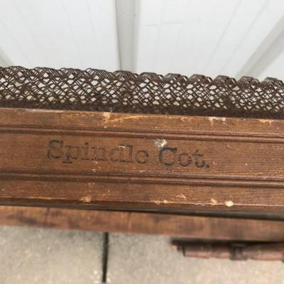 Rare Civil war wood spindle bed