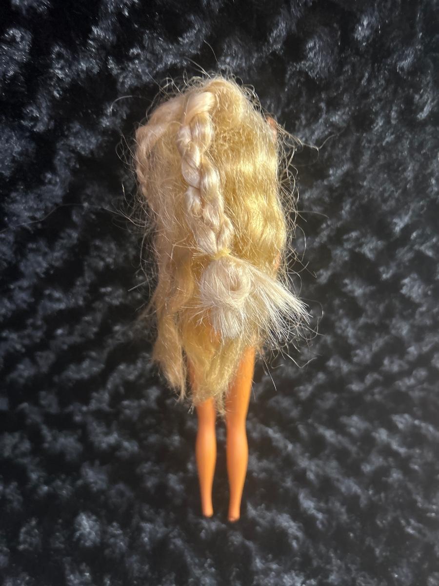 Wet n wild Barbie 1989 #4120 Vintage Doll Mattel | EstateSales.org