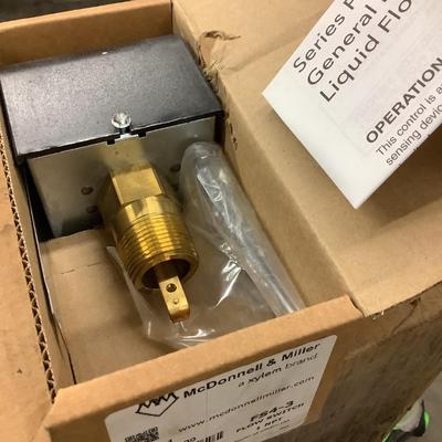 McDonnell & Miller FS4-3 General Purpose Flow Switch 114400 1" NIB