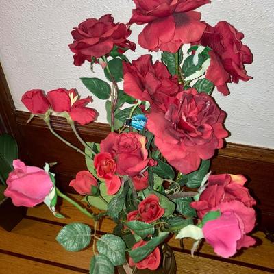 Large lot of silk flowers