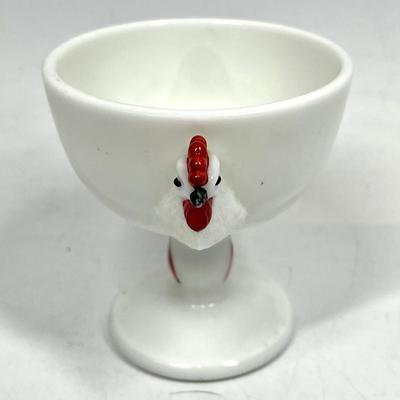 Vintage Westmoreland Rooster Chicken Shaped Novelty Milk Glass Egg Cup