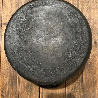 Cast Iron Dutch Oven