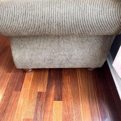 LOVESEAT *See Description**