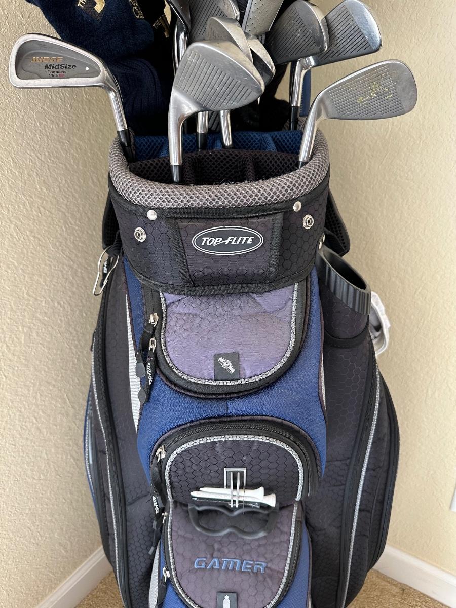 BEAUTIFUL TOP FLITE GOLF BAG WITH GOLF CLUBS EstateSales