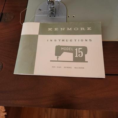 Sears Kenmore Model 15 Sewing machine in Cabinet