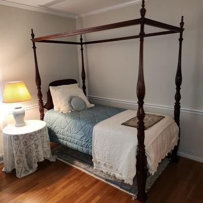 Beautiful Vintage Tall Post Bed 40x80x81H Twin Bed
