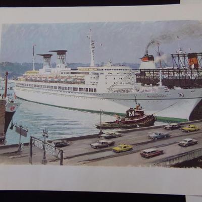 4 PICTURES. QUEEN MARY, QUEEN ELIZABETH, MICHEALANGELO.
