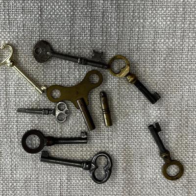 Antique Skeleton Keys and More Keys