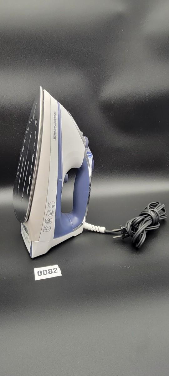 Black and Decker Iron